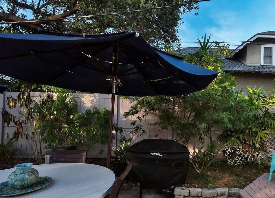 Charming Studio W Pool One Mile To Beach Pets Welcome เลกเวิร์ท ภายนอก รูปภาพ